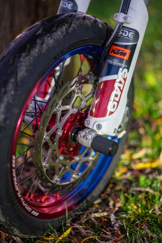Supermoto stuntpegs crash - supermoto, /